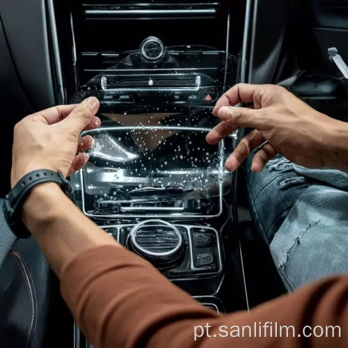 Opção de espessura para película protetora interna automotiva